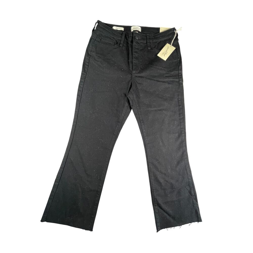 Universal Thread Jeans Womens 10 / 30R Black Denim Ankle Bootcut Stretch NWT